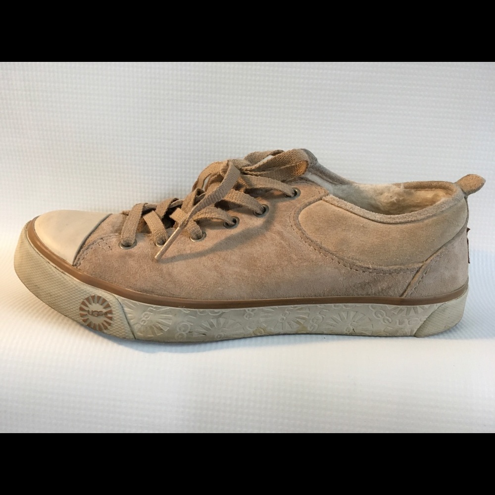 UGG gently worn shearling sneakers 6M